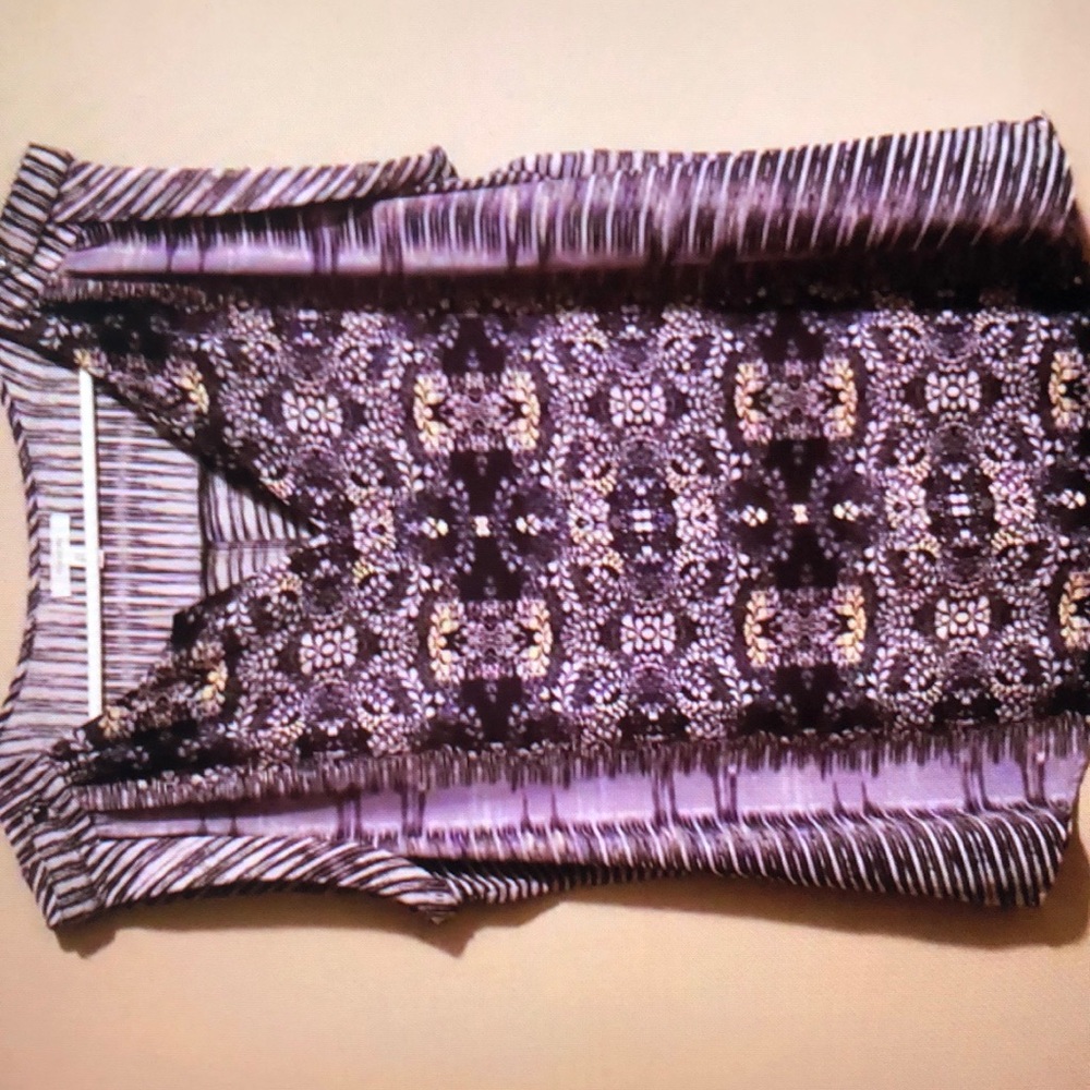 V-neck patterned top